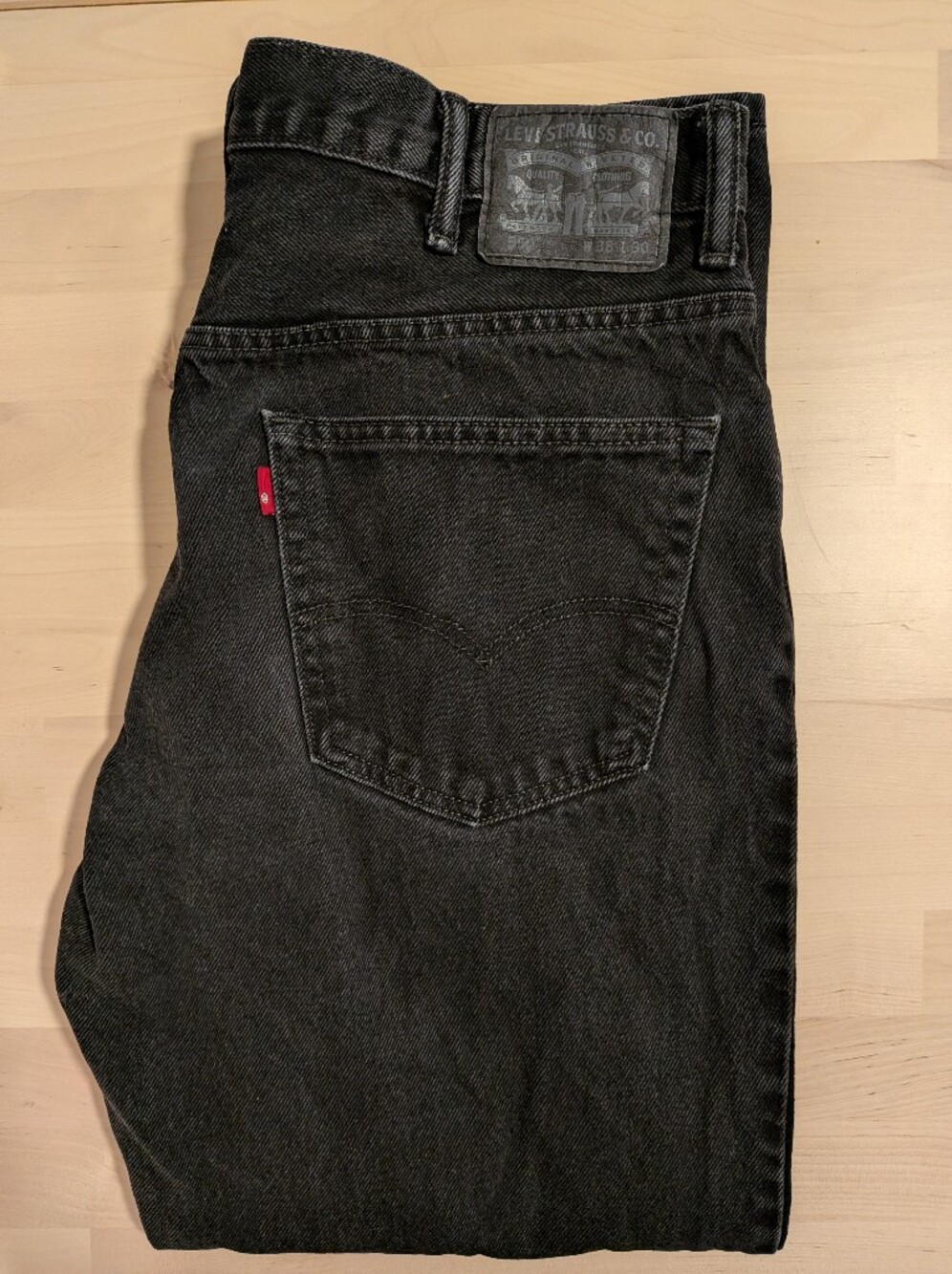 Levi's 550 Relaxed Fit Jeans — Black — Men's 38x30